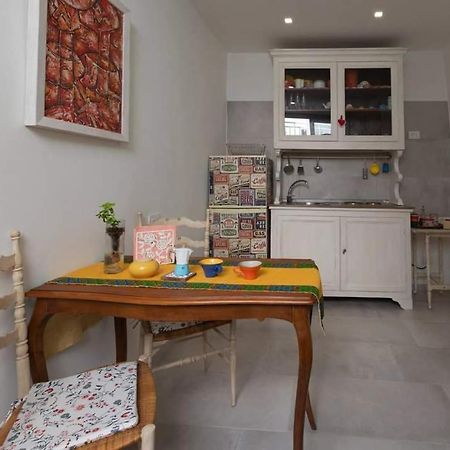 La Petite Maison Διαμέρισμα Κονβερσάνο Εξωτερικό φωτογραφία